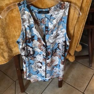 Santuary size M sleeveless blouse
